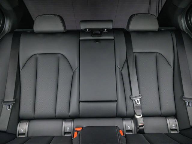 Used 2025 BMW M340i w/ Shadowloine Package image 17