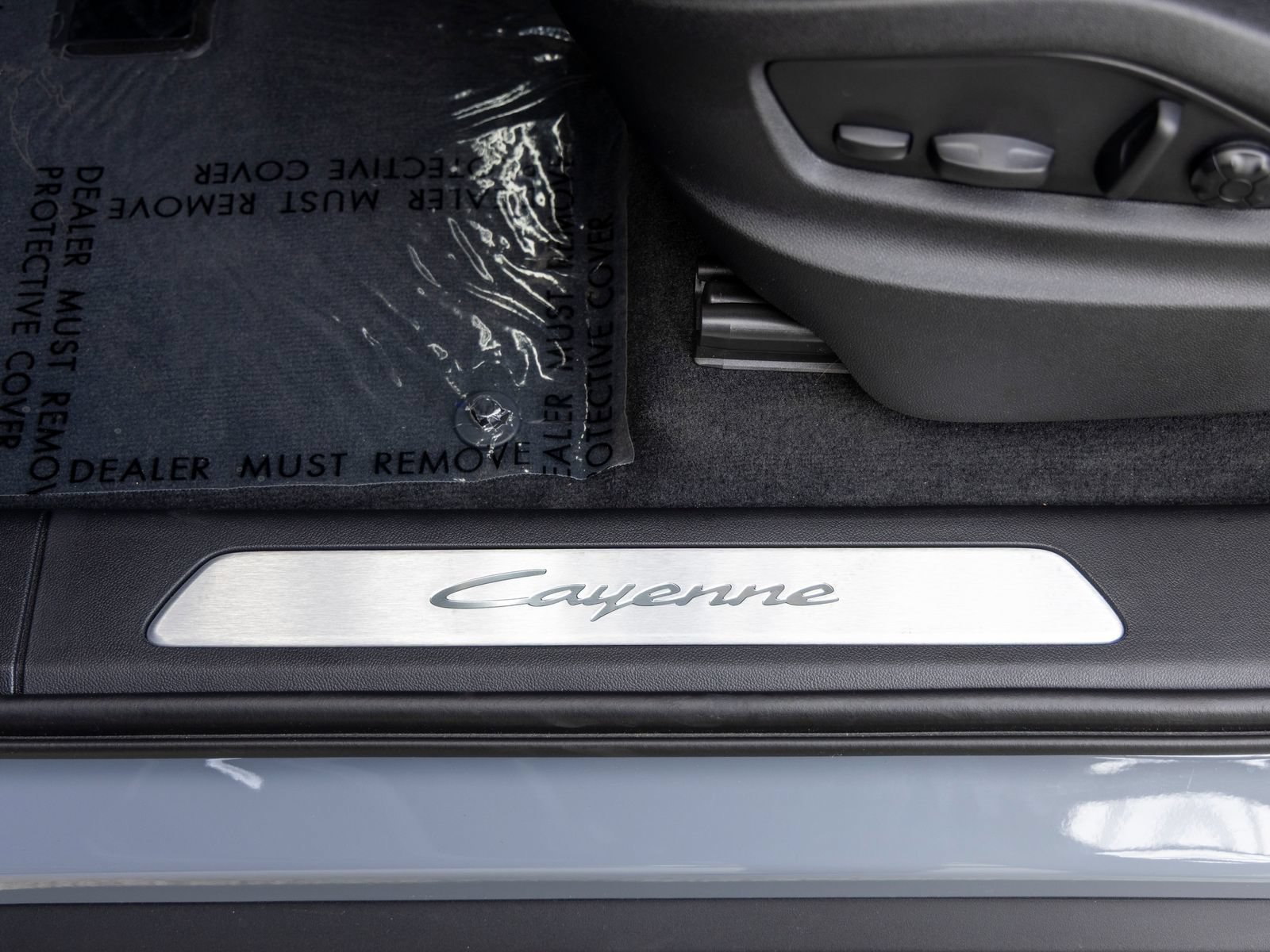 New 2026 Porsche Cayenne AWD/4WD image 28