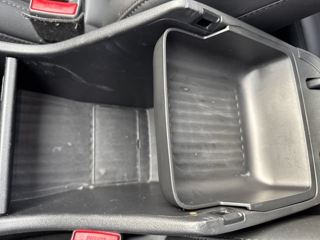 Used 2024 Hyundai Kona Limited FWD image 29