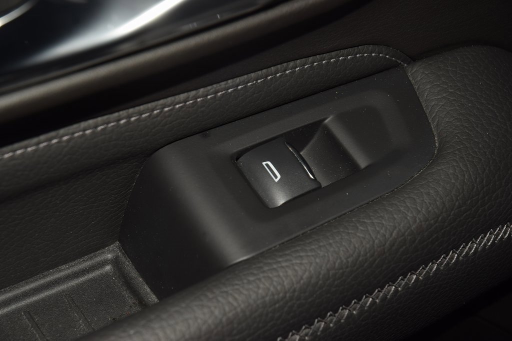 Used 2021 GMC Yukon XL Denali image 48