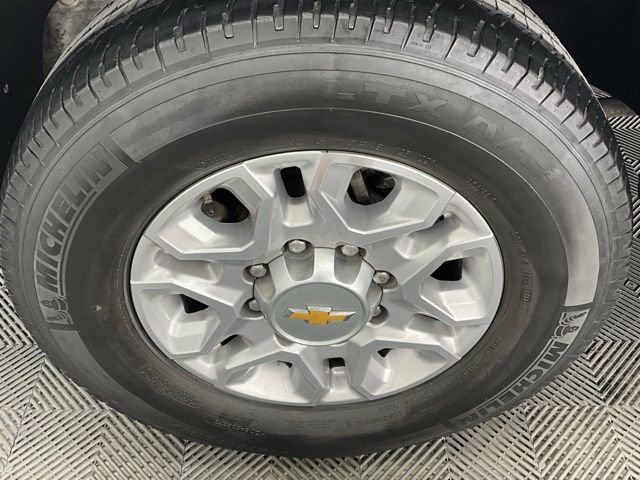 Used 2023 Chevrolet Silverado 2500 LT w/ Convenience Package AWD/4WD image 27