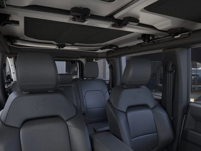 New 2025 Ford Bronco Badlands image 13