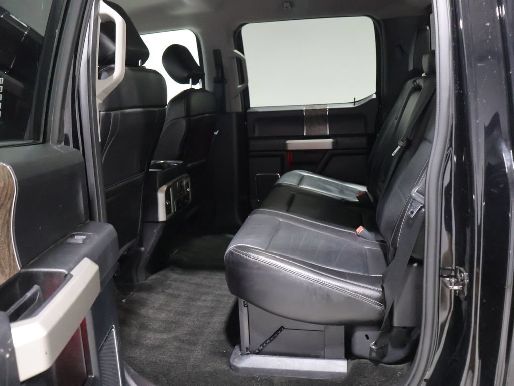 Used 2018 Ford F250 Lariat w/ Lariat Ultimate Package AWD/4WD image 17