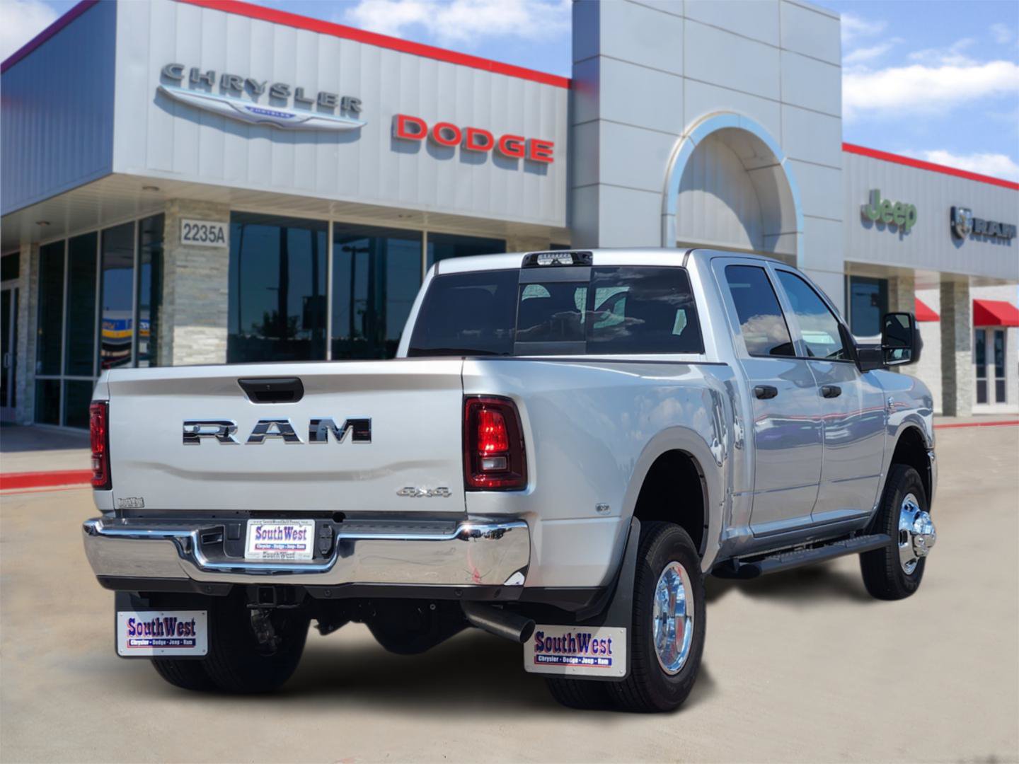New 2027 RAM 3500 Tradesman AWD/4WD image 5