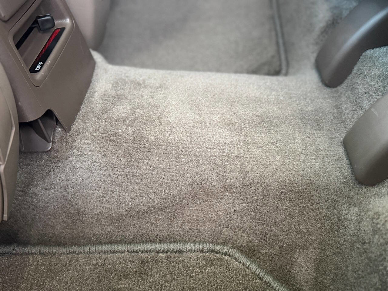 Used 2001 Toyota 4Runner SR5 image 39