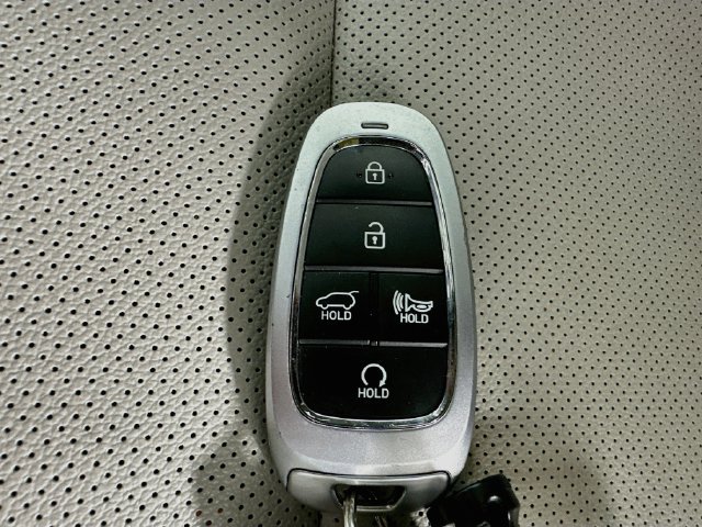 Used 2023 Hyundai Tucson SEL w/ Convenience Package AWD/4WD image 17