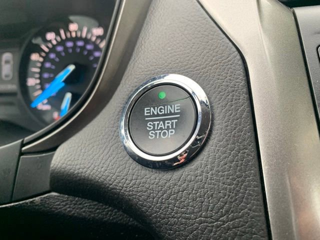 Used 2017 Ford Fusion SE FWD image 17