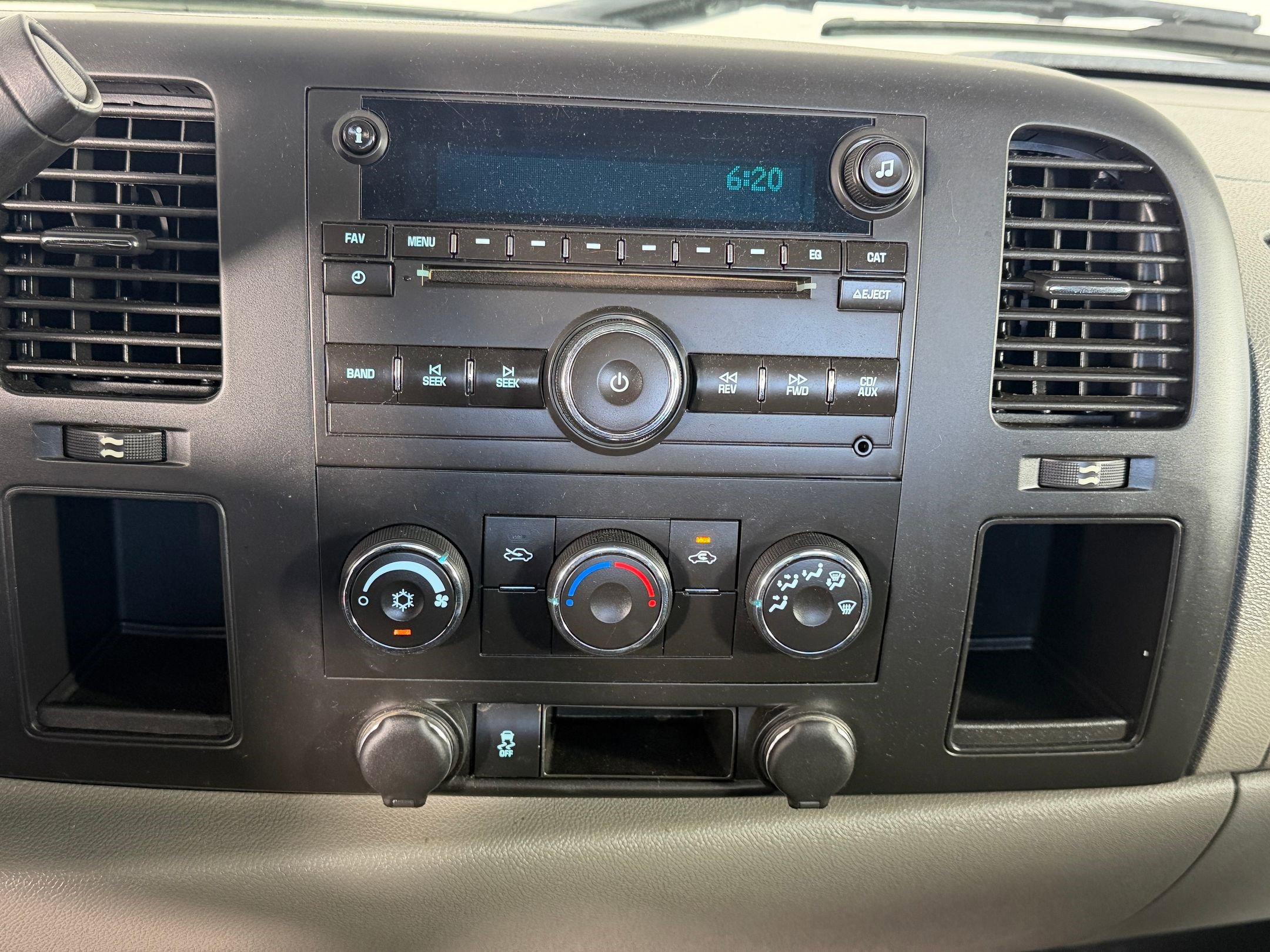 Used 2013 Chevrolet Silverado 1500 W/T image 14