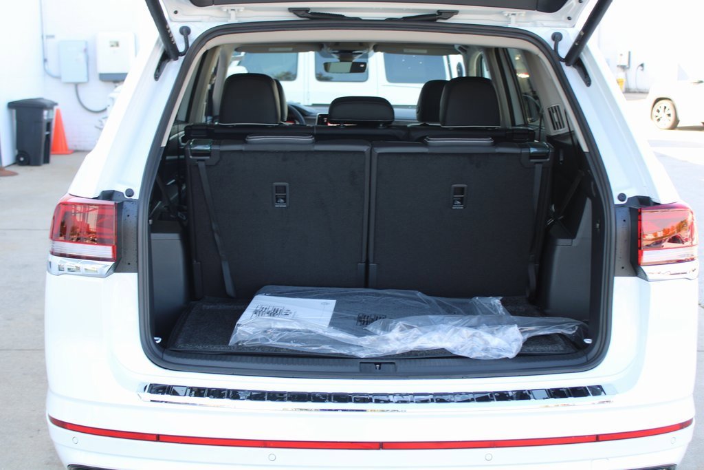 New 2026 Volkswagen Atlas SEL Premium R-Line image 23