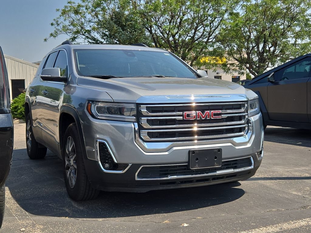 Used 2023 GMC Acadia SLT w/ Preferred Package AWD/4WD image 3