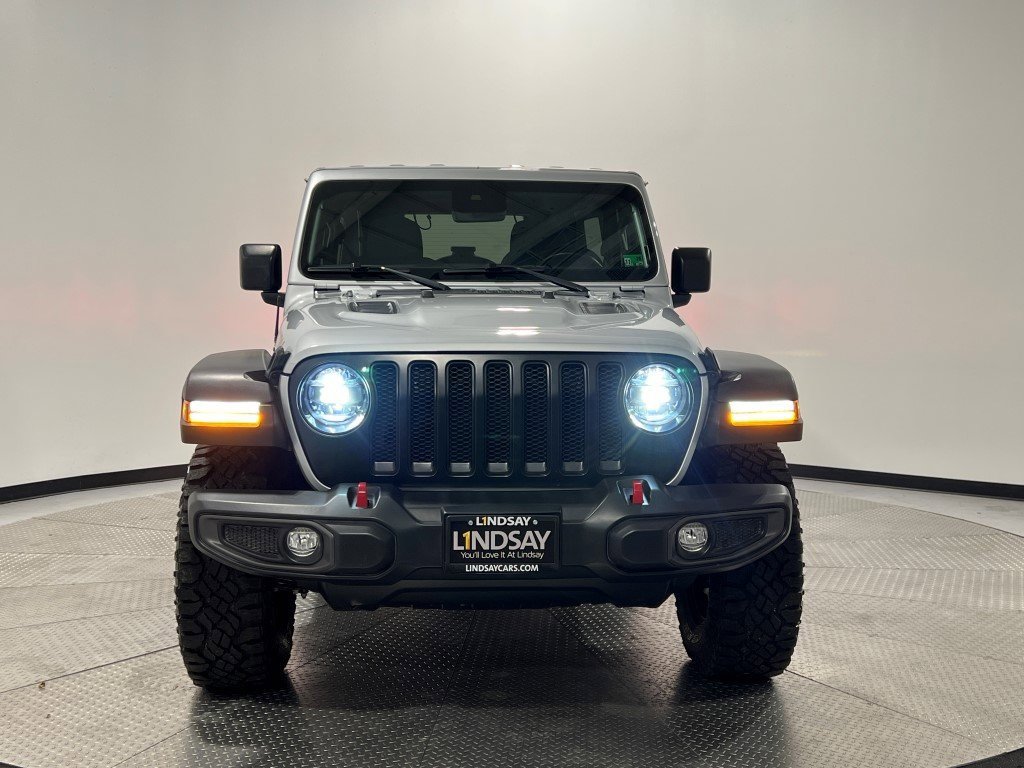 Used 2022 Jeep Wrangler Unlimited Rubicon w/ LED Lighting Group image 2