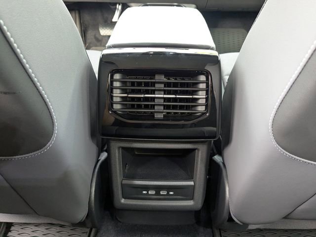New 2025 Volkswagen ID.4 Pro S image 17