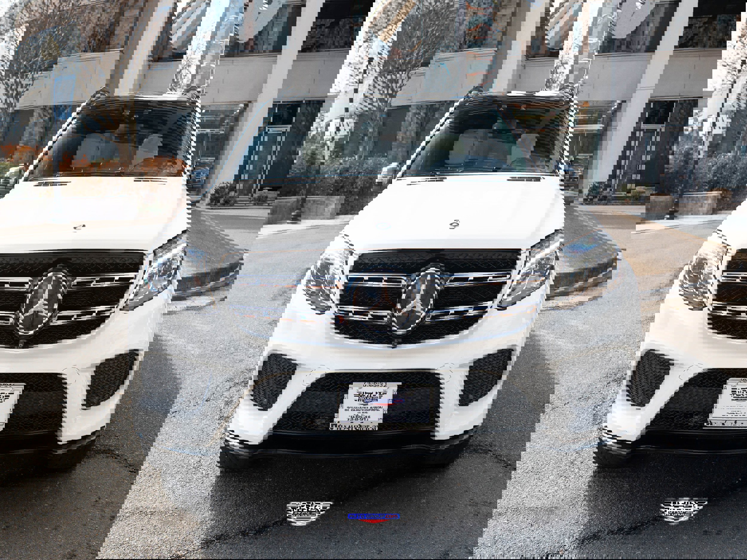 Used 2017 Mercedes-Benz GLS 550 4MATIC image 2