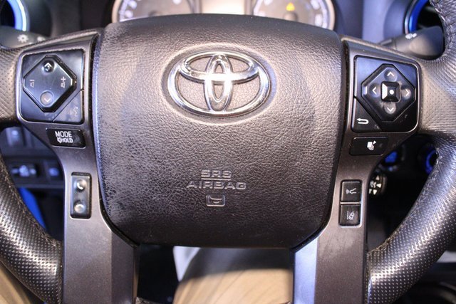 Used 2021 Toyota Tacoma TRD Sport image 18