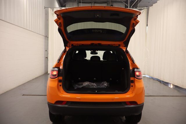 New 2026 Jeep Compass Limited w/ Sun, Sound & Navigation Group image 18