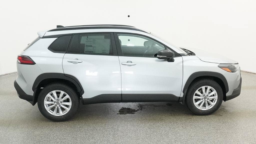 New 2026 Toyota Corolla Cross LE FWD image 14
