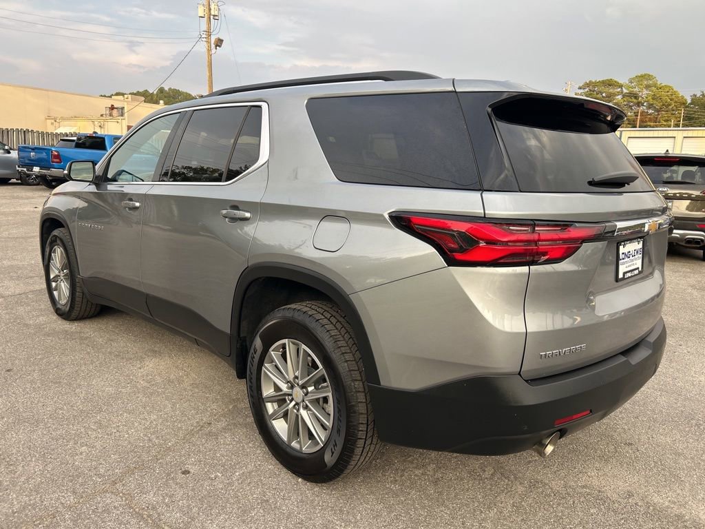 Used 2023 Chevrolet Traverse LT image 6