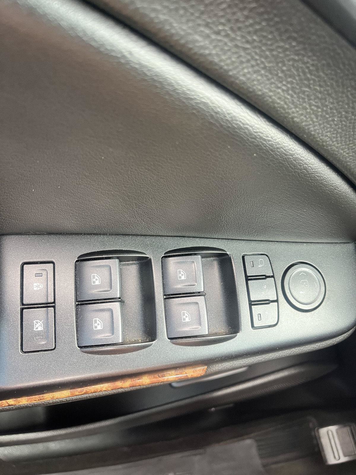 Used 2018 Chevrolet Tahoe Premier AWD/4WD image 49