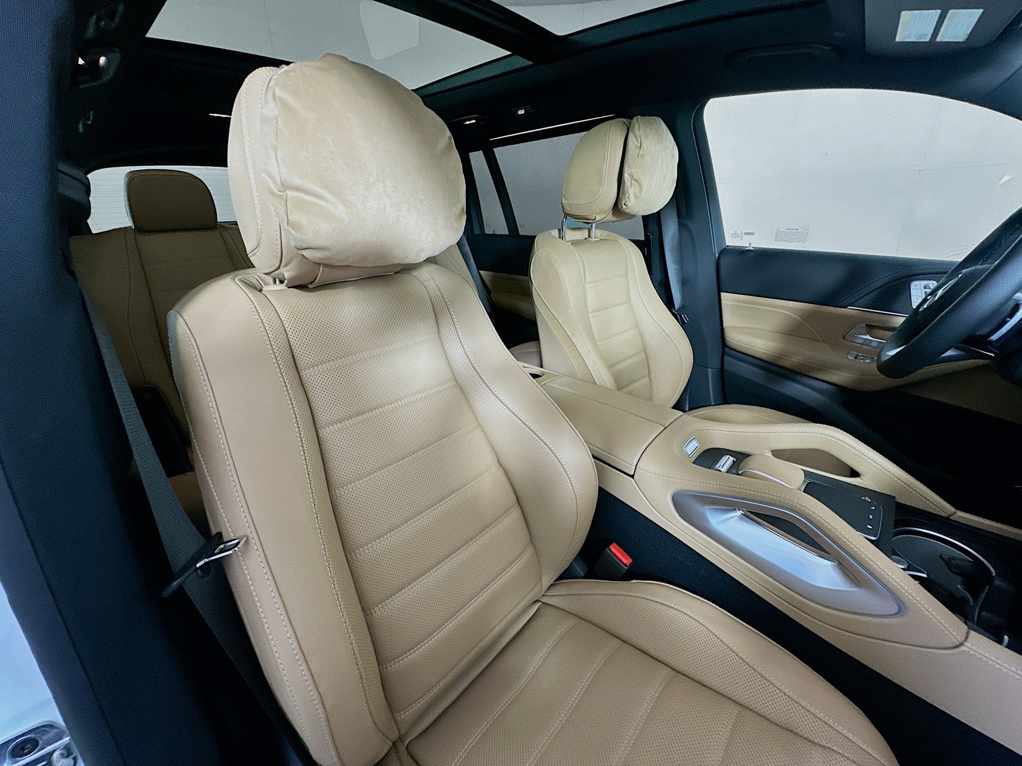 New 2026 Mercedes-Benz GLS 580 4MATIC image 31
