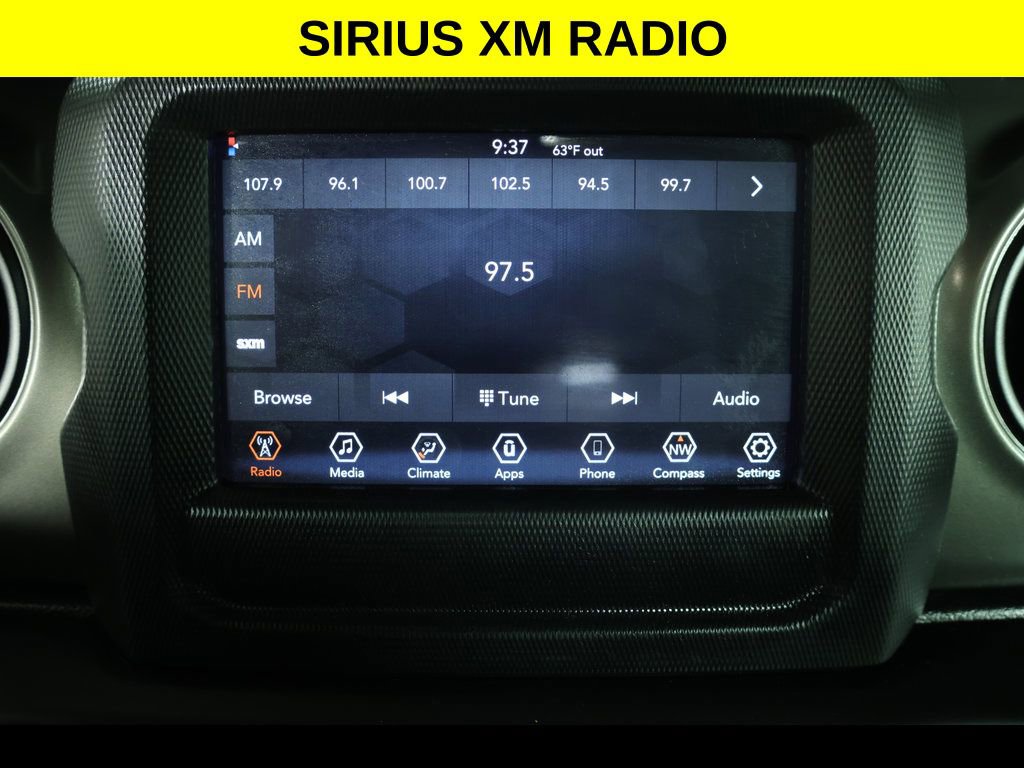Used 2022 Jeep Wrangler Unlimited Sport AWD/4WD image 3