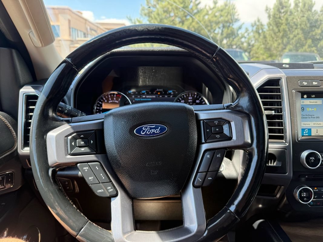 Used 2018 Ford Expedition Max Platinum AWD/4WD image 32