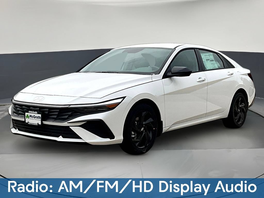 New 2026 Hyundai Elantra Sport FWD image 2
