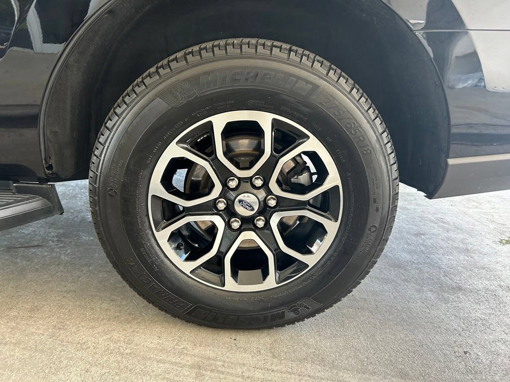 Used 2024 Ford Expedition XLT AWD/4WD image 17