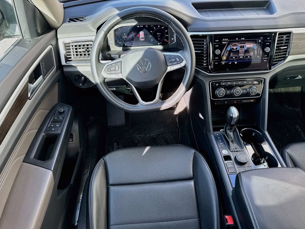 Used 2023 Volkswagen Atlas SE w/ Panoramic Sunroof Package AWD/4WD image 24