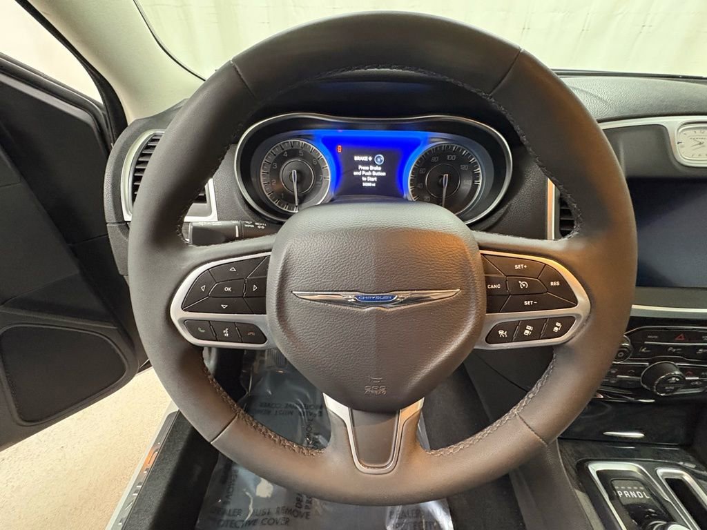 Used 2023 Chrysler 300 Touring L w/ Popular Equipment Group image 16