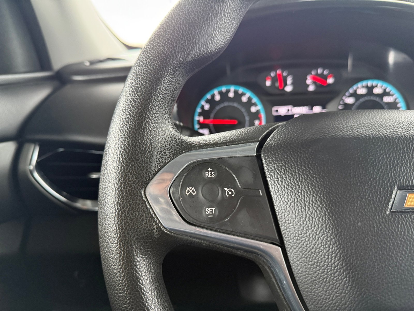 Used 2021 Chevrolet Traverse LS w/ LPO, Cargo Package image 18