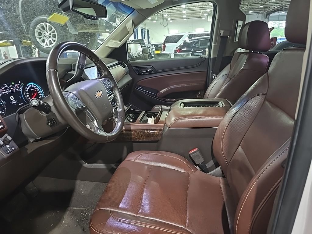 Used 2019 Chevrolet Suburban Premier AWD/4WD image 8
