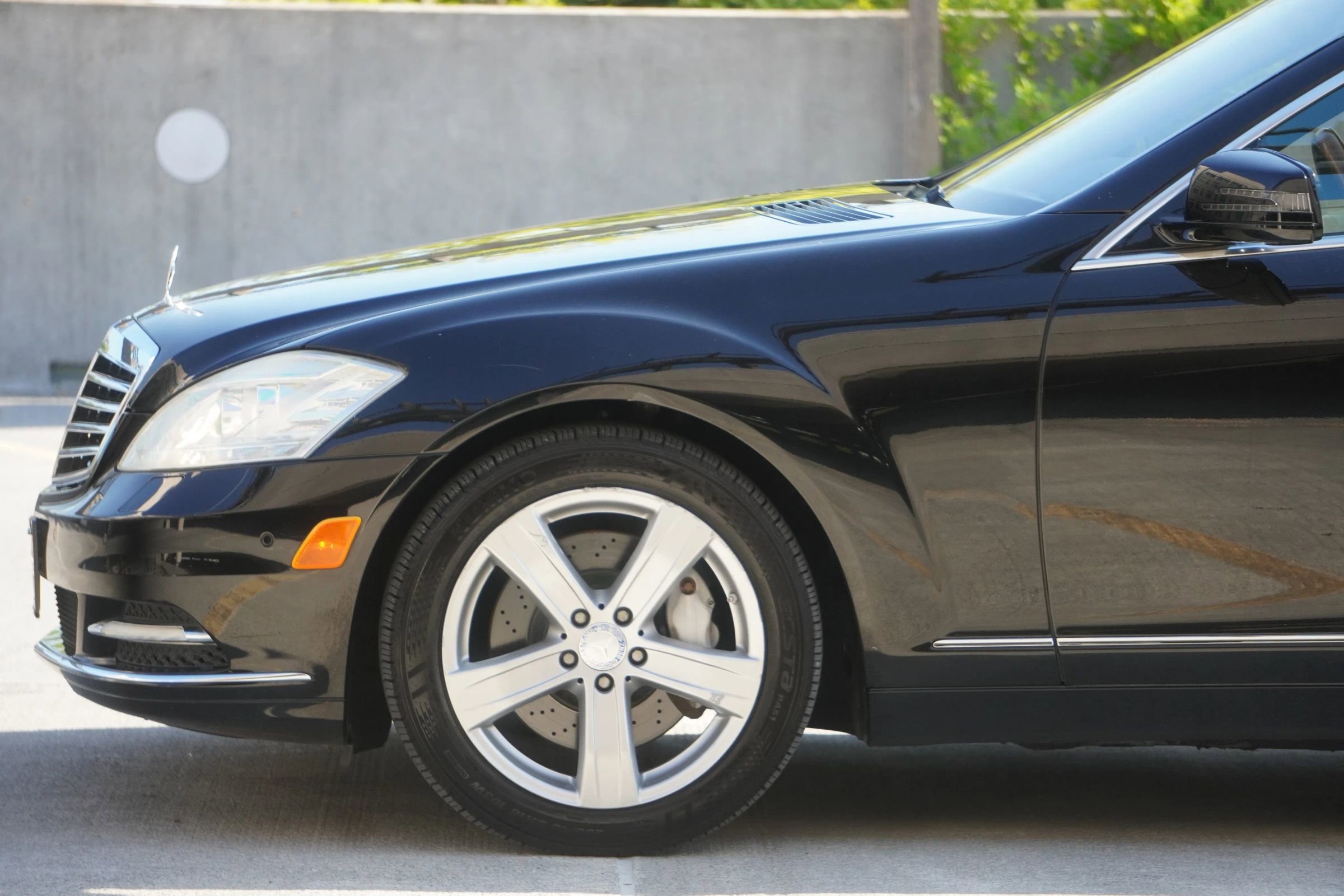 Used 2010 Mercedes-Benz S 550 4MATIC image 30