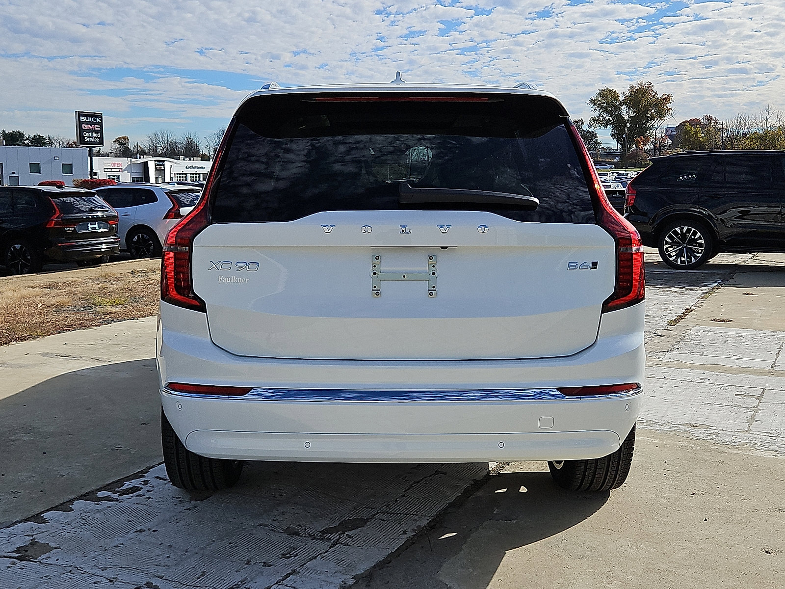 New 2026 Volvo XC90 B6 Ultra w/ Protection Package image 5