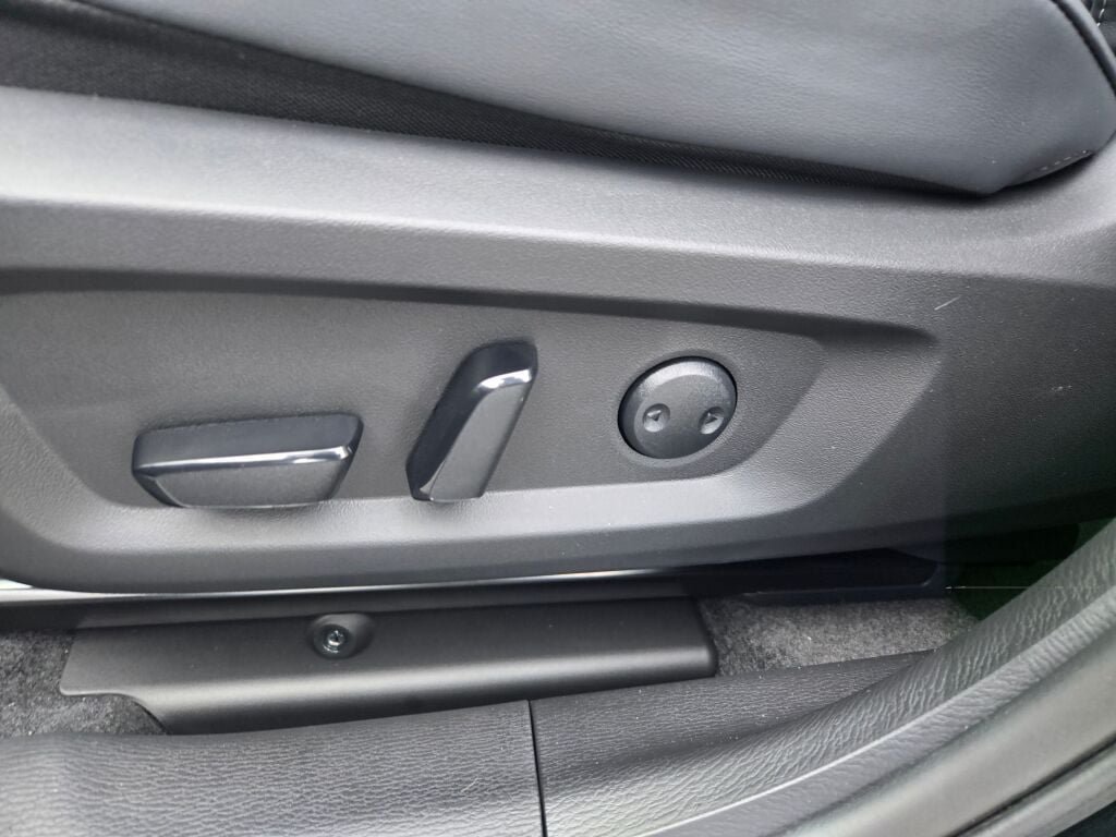 New 2026 Mitsubishi Outlander SE AWD/4WD image 17