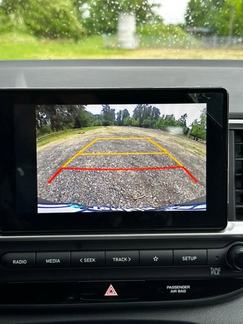 Certified 2025 Hyundai Venue SEL FWD image 26