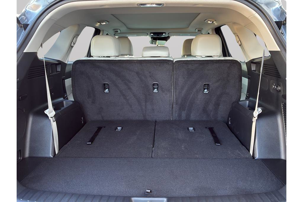 Certified 2025 Kia Sorento S w/ Panoramic Sunroof Package image 10