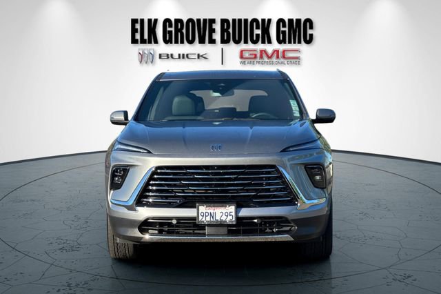 Used 2025 Buick Enclave Preferred image 9