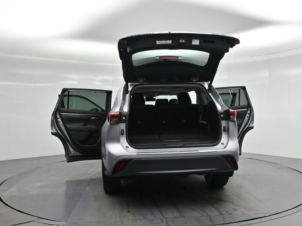Used 2022 Toyota Highlander Limited image 33
