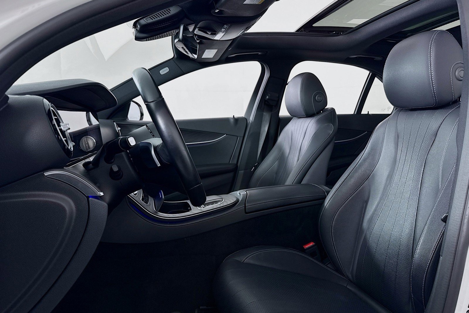 Used 2022 Mercedes-Benz E 350 4MATIC Sedan image 17