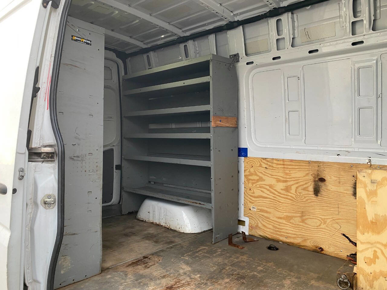 Used 2014 Mercedes-Benz Sprinter 3500 image 23