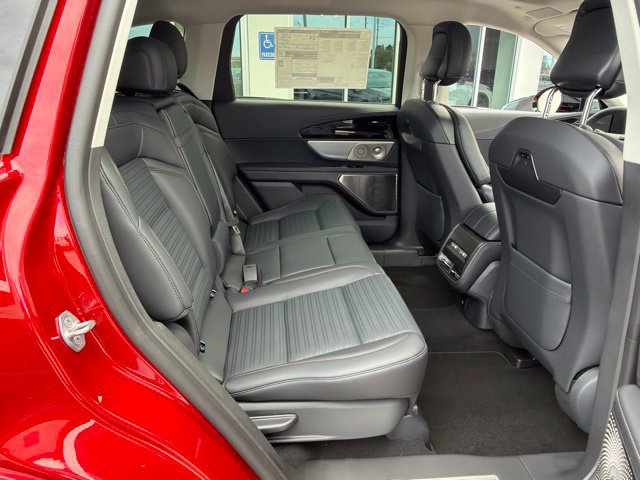 New 2026 Lincoln Nautilus Reserve AWD/4WD image 19