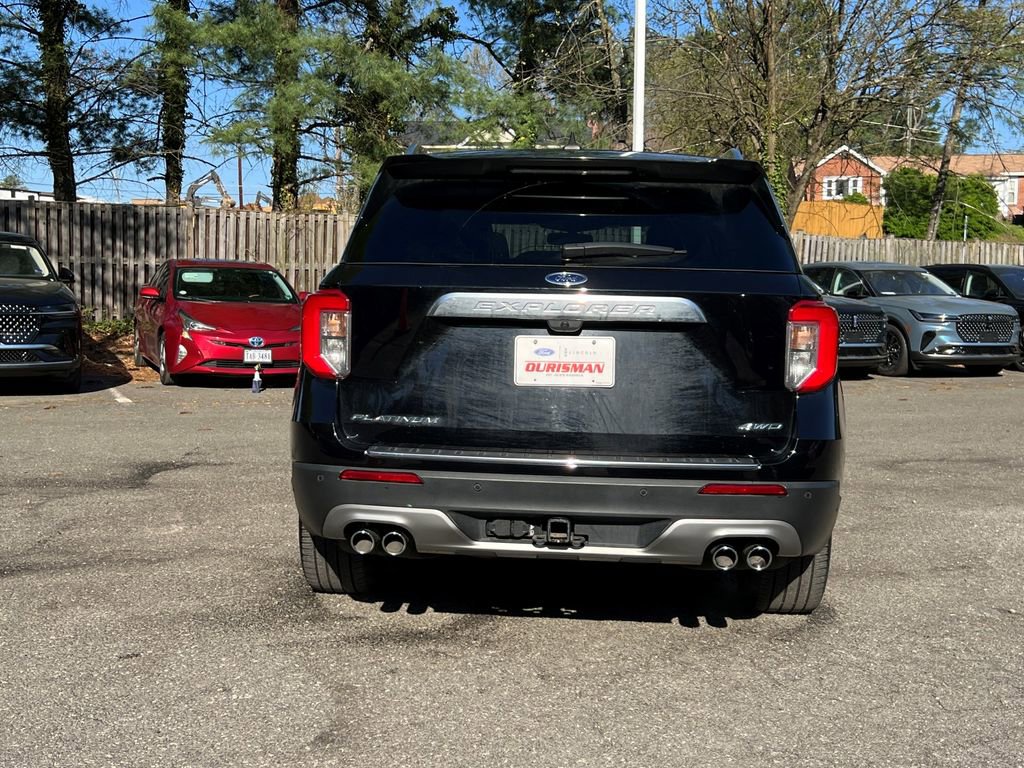 Used 2024 Ford Explorer Platinum w/ Technology Package AWD/4WD image 5