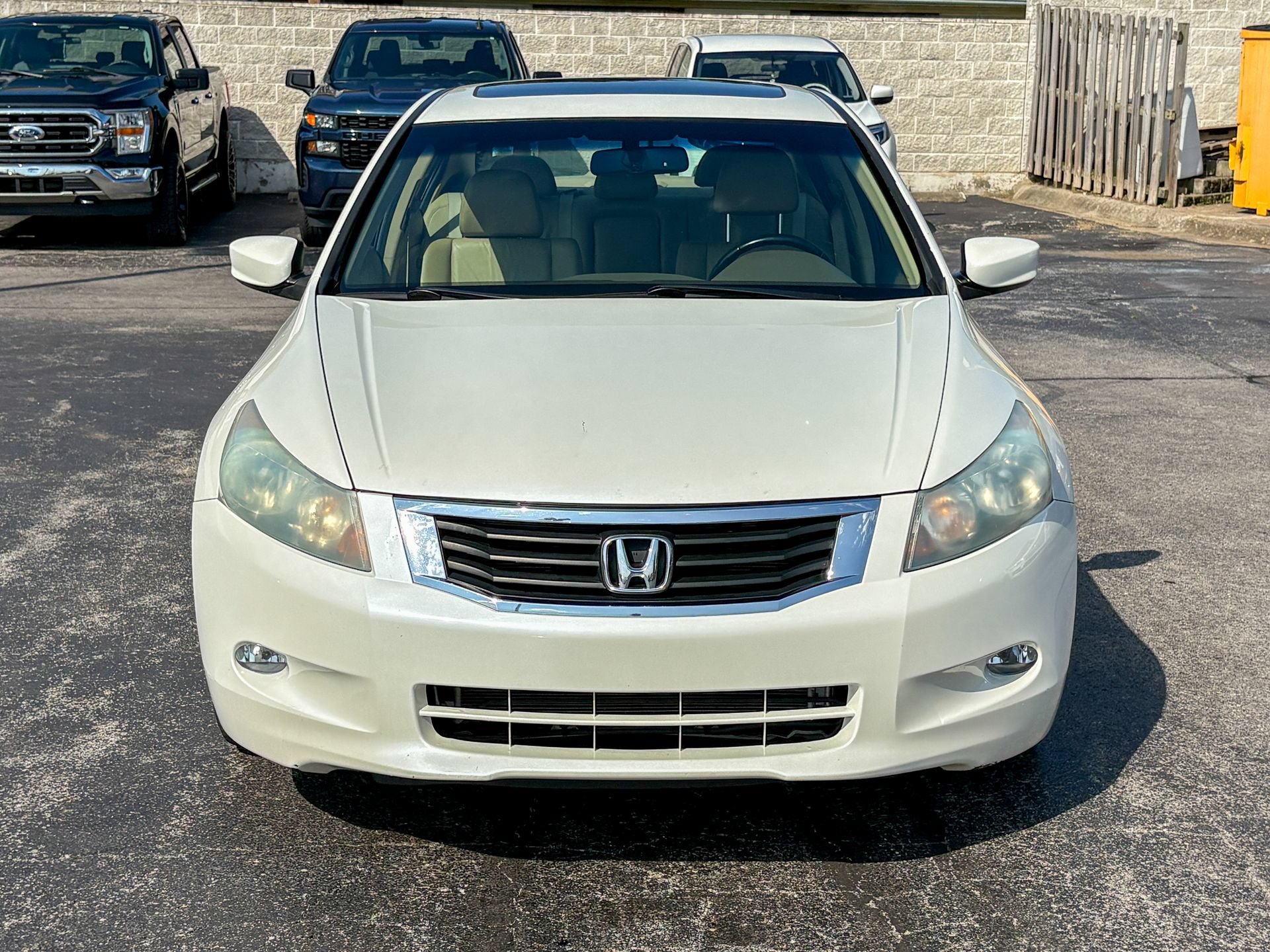 Used 2010 Honda Accord EX-L image 3