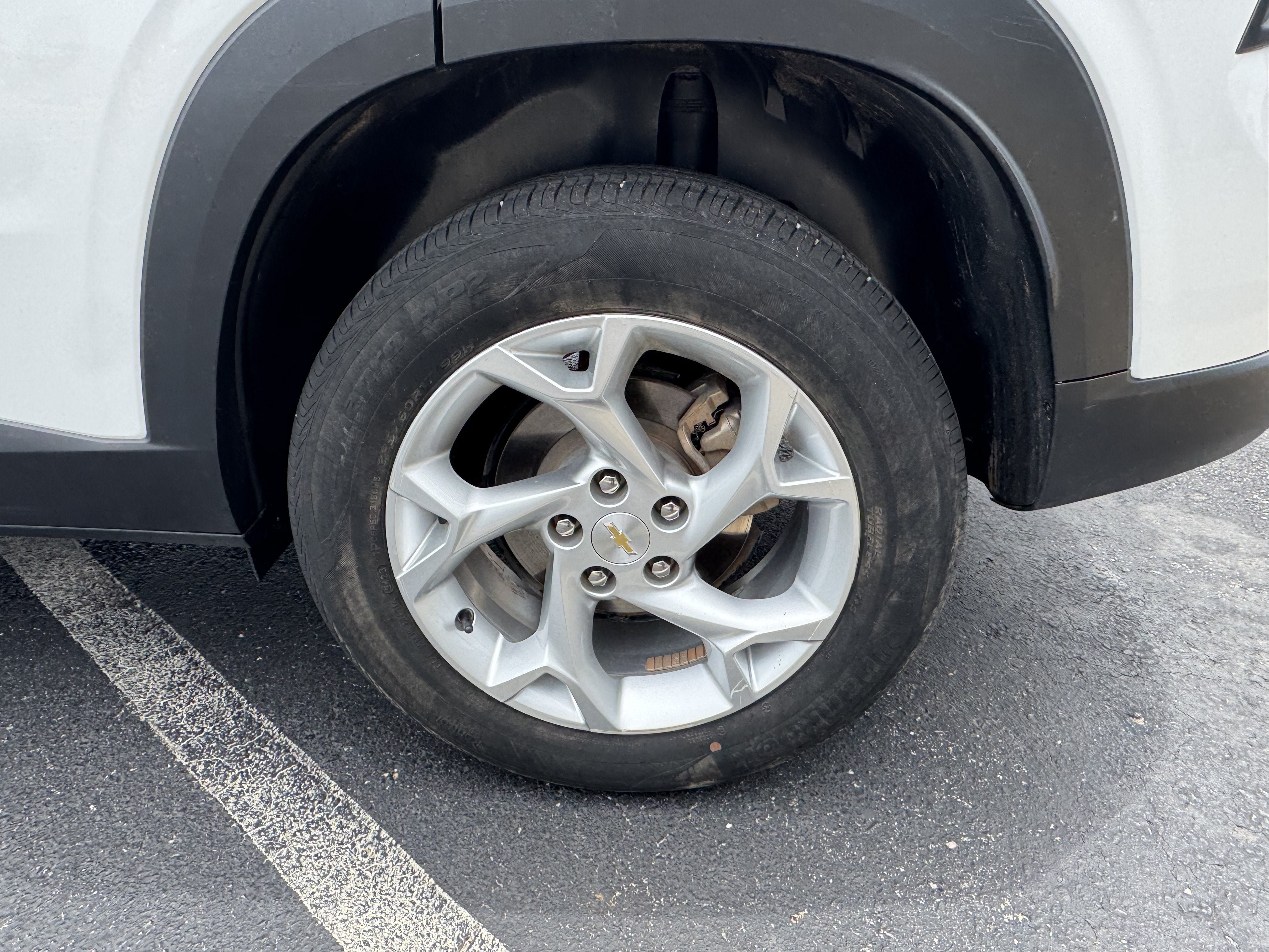Used 2024 Chevrolet Trax LS w/ LS Convenience Package FWD image 10