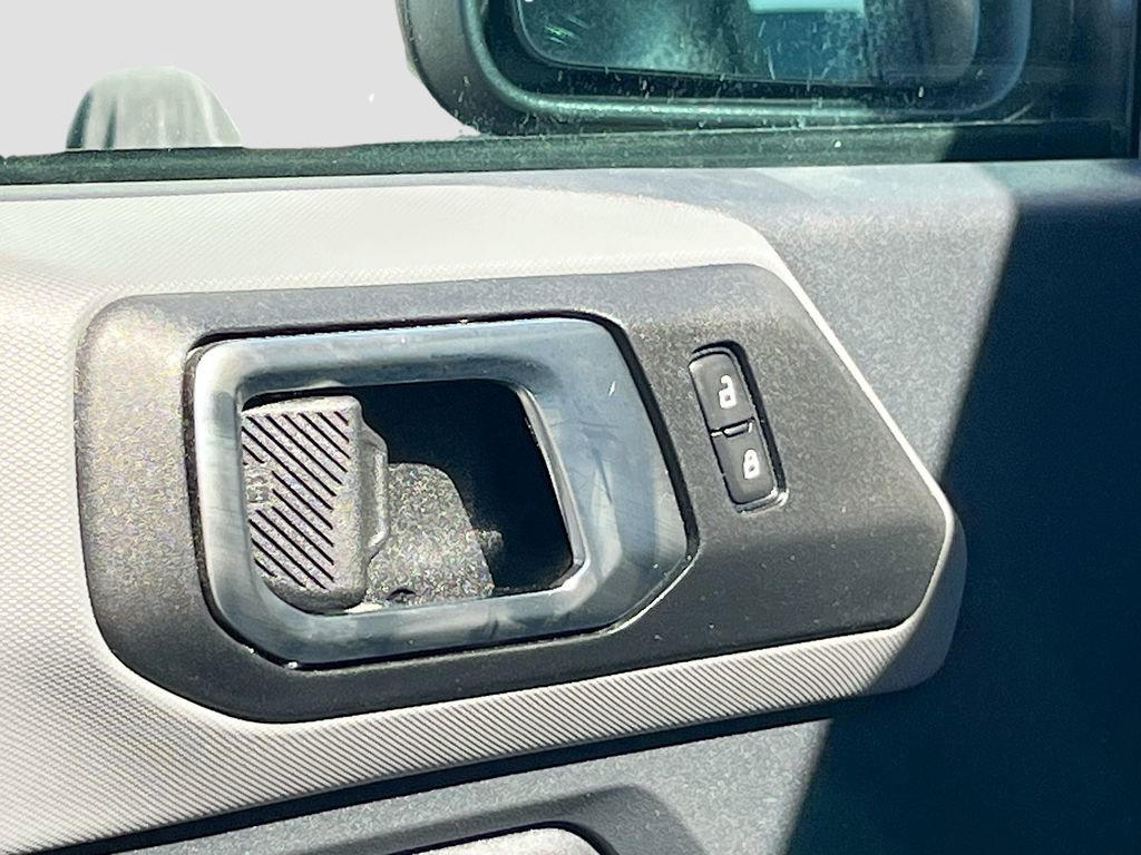 Used 2024 Ford Bronco Big Bend w/ Sasquatch Package AWD/4WD image 18