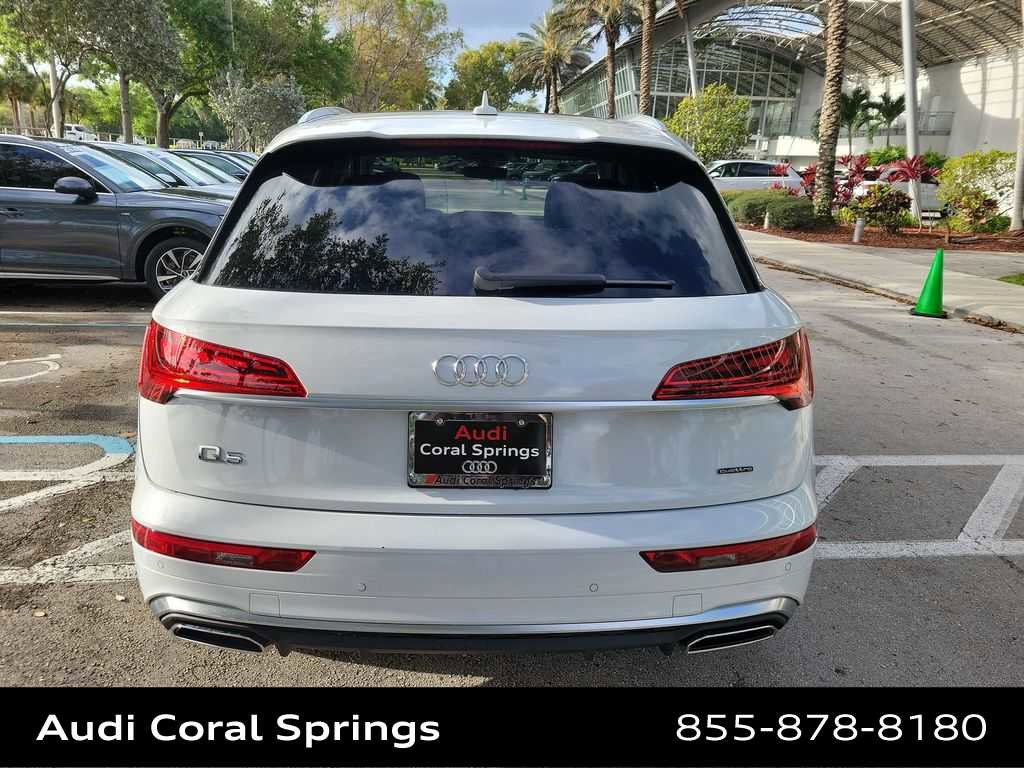 Certified 2023 Audi Q5 2.0T Premium w/ Convenience Package image 7