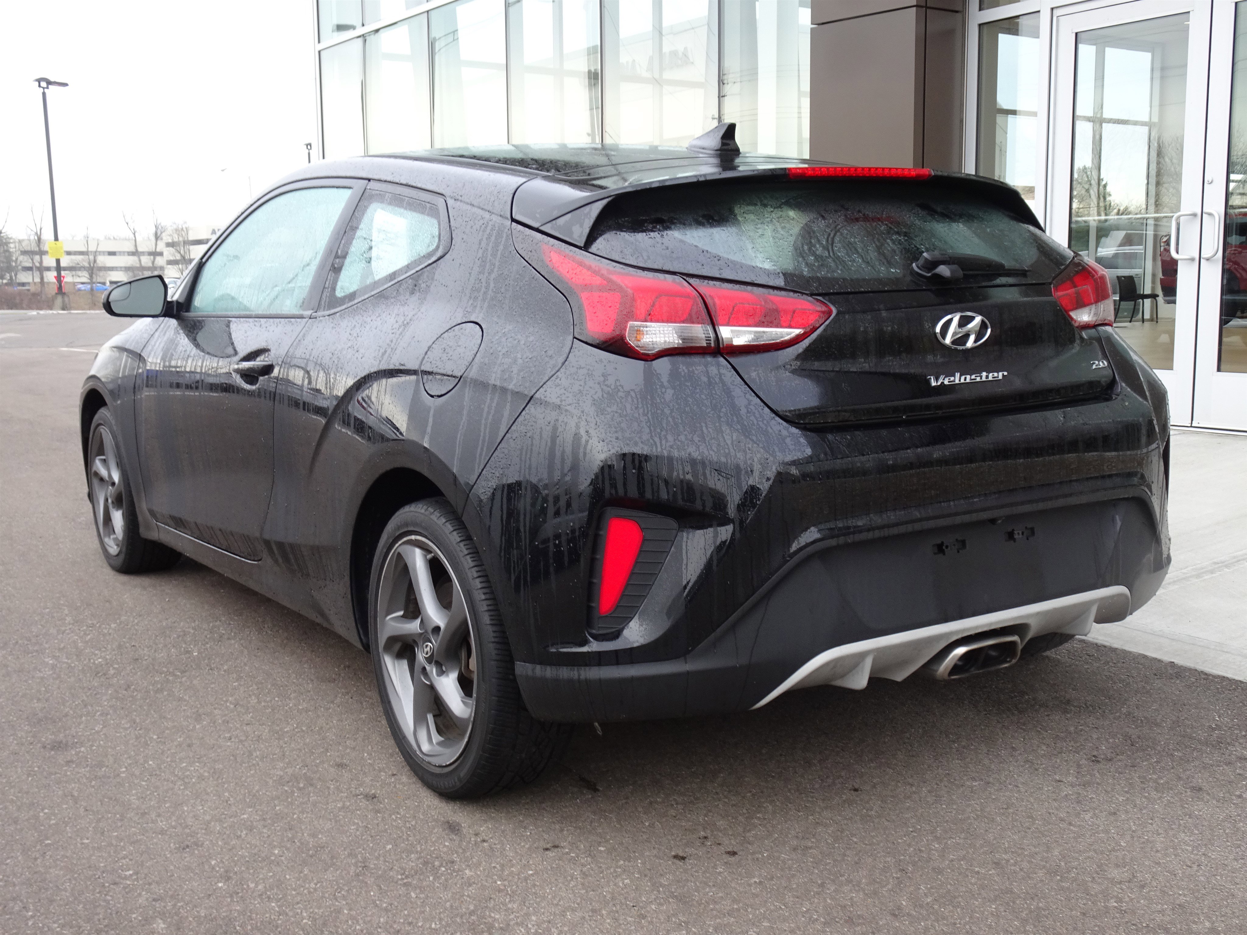 Used 2019 Hyundai Veloster 2.0 image 3