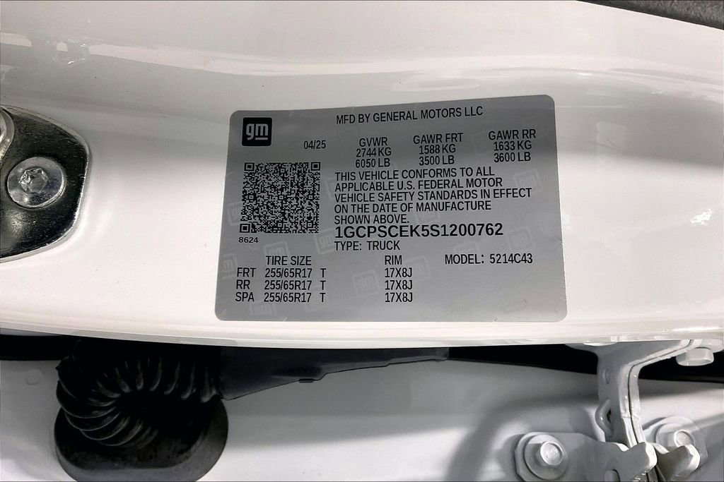 Used 2025 Chevrolet Colorado LT w/ LT Convenience Package image 43