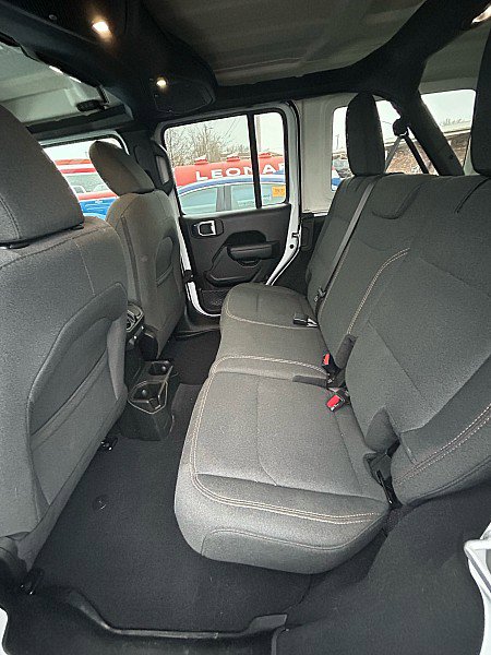 Used 2024 Jeep Wrangler Unlimited Sport image 9