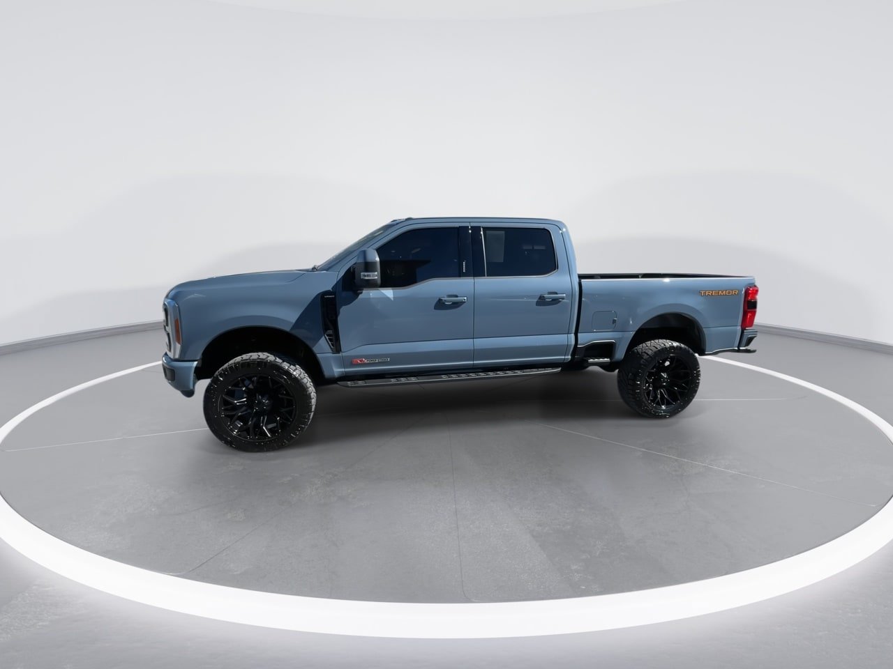 Used 2023 Ford F250 Lariat w/ Lariat Ultimate Package AWD/4WD image 9